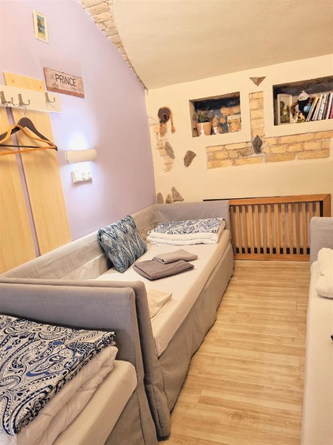 Hellovilniushostel Exteriör bild